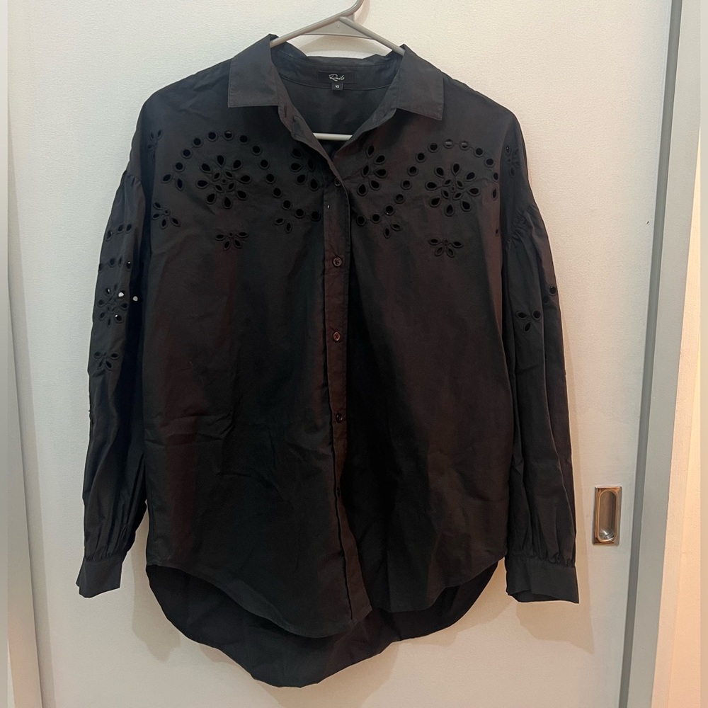 Rails Size XS Classic Black Collared Shirt